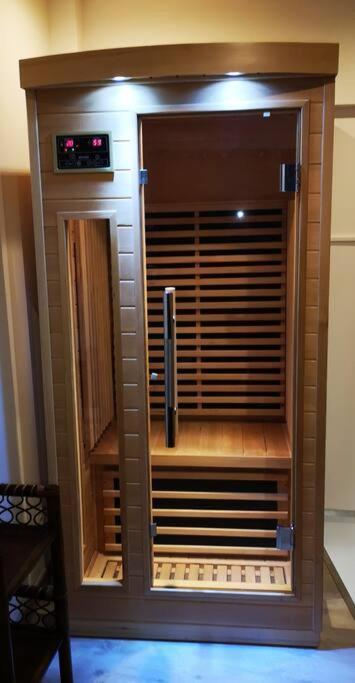 Maison Atypique, Centre-ville 2+2 Pers Sauna Ir Holiday home